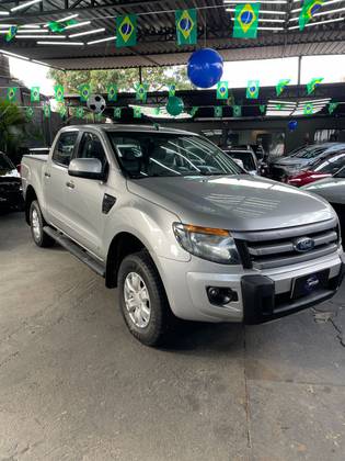 FORD RANGER 2.5 XLS 4X2 CD 16V FLEX 4P MANUAL FORD RANGER 2.5 XLS 4X2 CD 16V FLEX 4P MANUAL